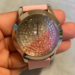 Guess Crush Watch